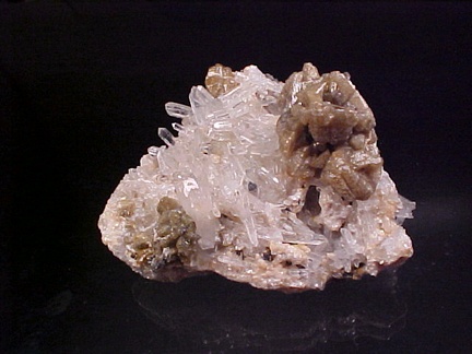 Sphalerite and Quartz from Huancavelica, Peru